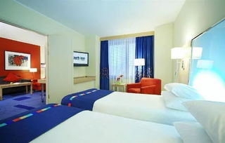 4月俄羅斯特價(jià)游 探索莫斯科與圣彼得堡的皇家魅力